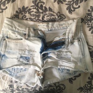 Bullhead high rise shorts size 22